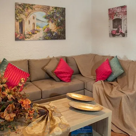 Villa Voukamvilia 3 Minutes Walk From *