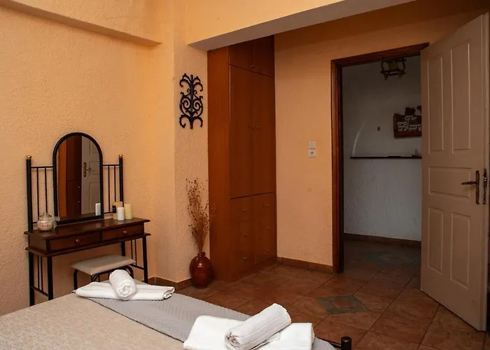 Voukamvilia 3 Minutes Walk From Βίλα *