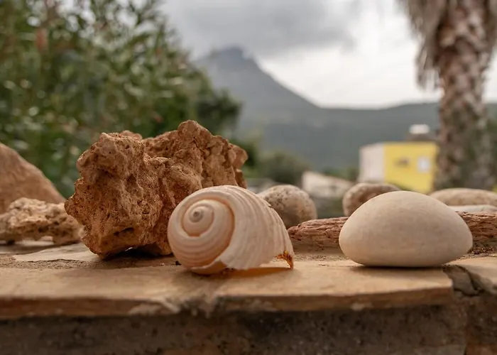 Voukamvilia 3 Minutes Walk From Villa