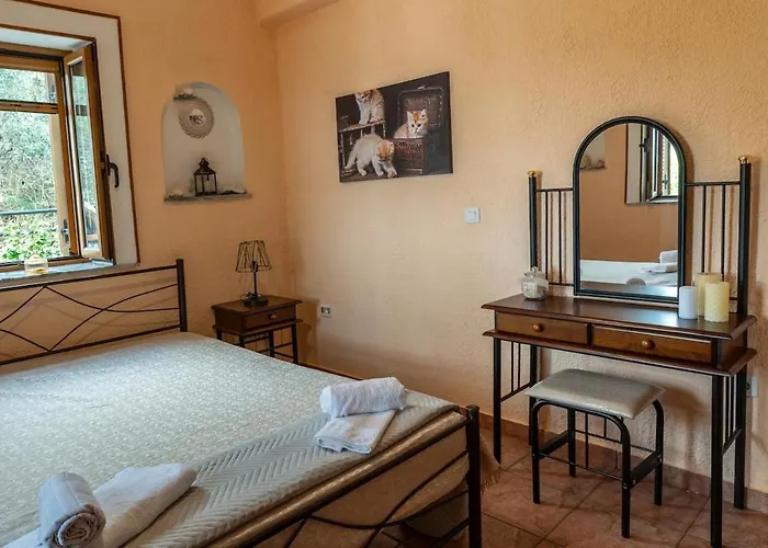 Voukamvilia 3 Minutes Walk From